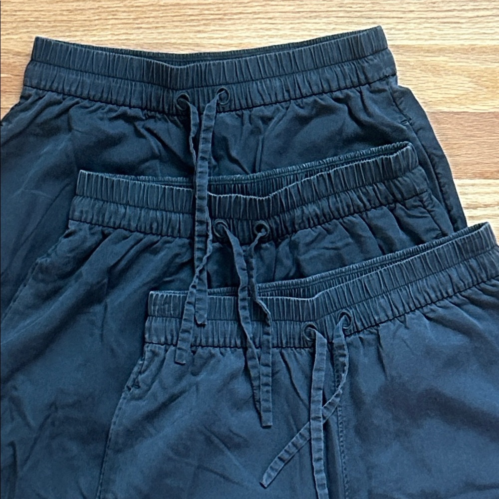 3 PAIR Lululemon Move Lightly Short Size 4